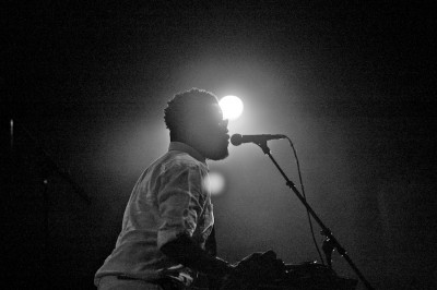tv-on-the-radio-live-3